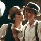 Photo Tipping The Velvet